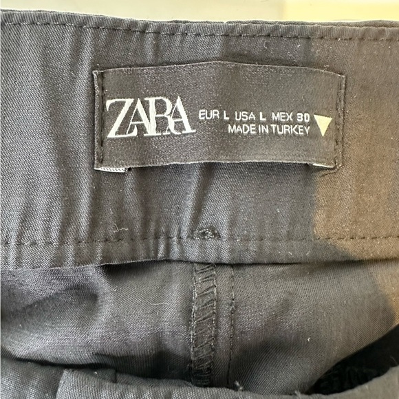 Zara black Pleated Shorts - Picture 6 of 8